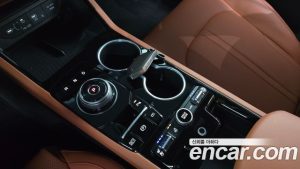Kia K5 Noblesse 2025 года из Южной Кореи