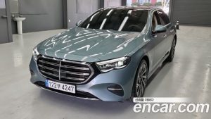 Mercedes-Benz E-Class E300 4MATIC Exclusive 2024 года из Южной Кореи