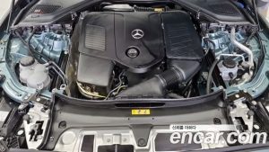 Mercedes-Benz E-Class E300 4MATIC Exclusive 2024 года из Южной Кореи