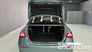 Mercedes-Benz E-Class E300 4MATIC Exclusive 2024 года из Южной Кореи