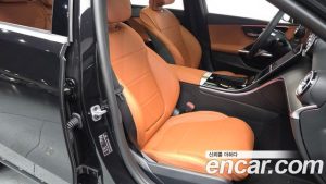 Mercedes-Benz C-Class C200 Avantgarde 2025 года из Южной Кореи