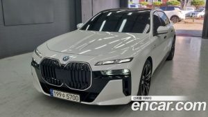 BMW 7-Series 750e xDrive M Sport 2023 года из Южной Кореи