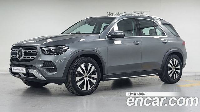 Mercedes-Benz GLE-Class GLE300d 4MATIC 2025 года из Кореи