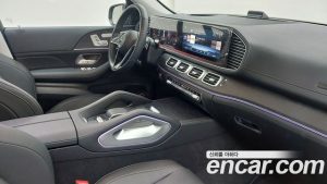 Mercedes-Benz GLE-Class GLE300d 4MATIC 2025 года из Южной Кореи