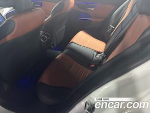 Mercedes-Benz C-Class C200 AMG Line 2025 года из Южной Кореи