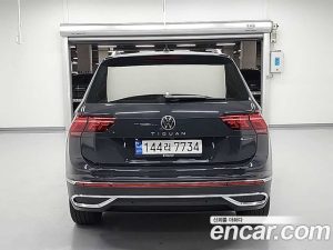 Volkswagen Tiguan 2.0 TDI 4 Prestige 2023 года из Южной Кореи