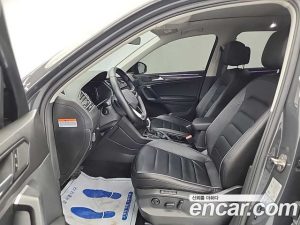 Volkswagen Tiguan 2.0 TDI 4 Prestige 2023 года из Южной Кореи