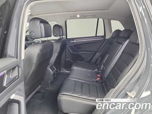 Volkswagen Tiguan 2.0 TDI 4 Prestige 2023 года из Южной Кореи