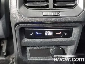 Volkswagen Tiguan 2.0 TDI 4 Prestige 2023 года из Южной Кореи