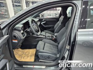 Audi A3 40 TFSI Premium 2025 года из Южной Кореи