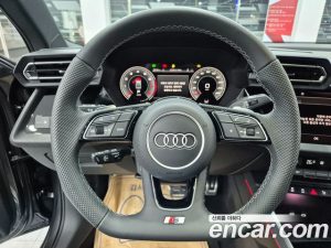 Audi A3 40 TFSI Premium 2025 года из Южной Кореи