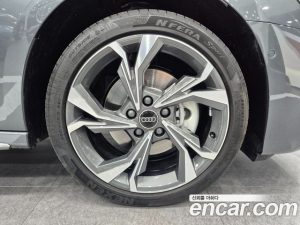 Audi A3 40 TFSI Premium 2025 года из Южной Кореи