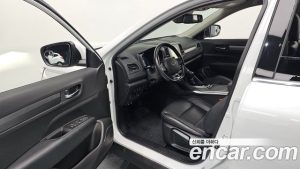 Renault-KoreaSamsung QM6 2.0 GDe LE Signature 2WD 2023 года из Южной Кореи