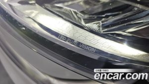 Renault-KoreaSamsung QM6 2.0 GDe LE Signature 2WD 2023 года из Южной Кореи