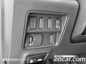 Renault-KoreaSamsung QM6 2.0 GDe LE Signature 2WD 2023 года из Южной Кореи