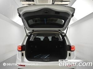 Renault-KoreaSamsung QM6 2.0 GDe LE Signature 2WD 2023 года из Южной Кореи