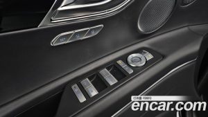 Genesis GV80 2.5T Бензин 2WD 2024 года из Южной Кореи