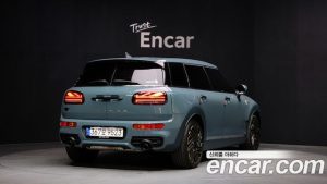 Mini Clubman Untold Edition 2024 года из Южной Кореи