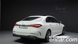 Mercedes-Benz C-Class C200 AMG Line 2025 года из Южной Кореи
