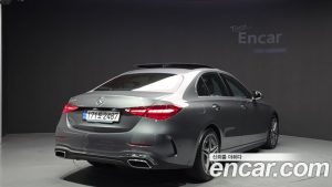 Mercedes-Benz C-Class C200 AMG Line 2025 года из Южной Кореи