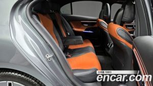Mercedes-Benz C-Class C200 AMG Line 2025 года из Южной Кореи