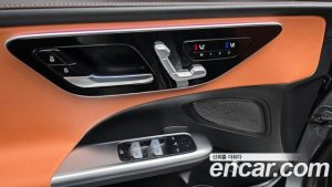 Mercedes-Benz C-Class C200 AMG Line 2025 года из Южной Кореи