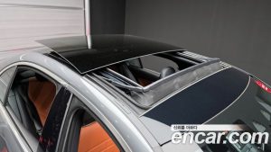 Mercedes-Benz C-Class C200 AMG Line 2025 года из Южной Кореи