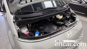 Hyundai Staria L3.5 Tourer 11-Seater 2025 года из Южной Кореи