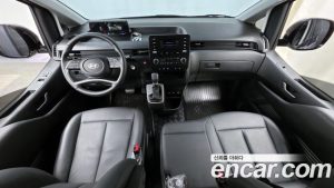 Hyundai Staria L3.5 Tourer 11-Seater 2025 года из Южной Кореи