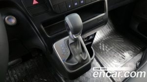 Hyundai Staria L3.5 Tourer 11-Seater 2025 года из Южной Кореи