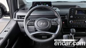 Hyundai Staria L3.5 Tourer 11-Seater 2025 года из Южной Кореи