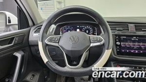 Volkswagen Tiguan 2.0 TDI Premium 2024 года из Южной Кореи