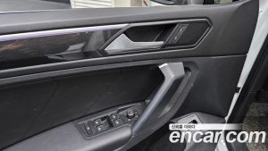 Volkswagen Tiguan 2.0 TDI Premium 2024 года из Южной Кореи