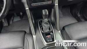 Renault-KoreaSamsung QM6 2.0 GDe LE Signature 2WD 2023 года из Южной Кореи