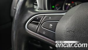 Renault-KoreaSamsung QM6 2.0 GDe LE Signature 2WD 2023 года из Южной Кореи