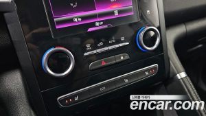 Renault-KoreaSamsung QM6 2.0 GDe LE Signature 2WD 2023 года из Южной Кореи