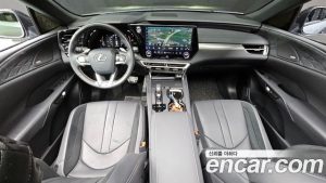Lexus RX F-Sport 2023 года из Южной Кореи
