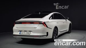Kia K8 Signature 2025 года из Южной Кореи