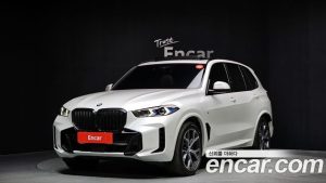 BMW X5 xDrive 40i M Sport 2024 года из Южной Кореи