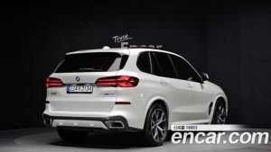BMW X5 xDrive 40i M Sport 2024 года из Южной Кореи