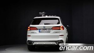 BMW X5 xDrive 40i M Sport 2024 года из Южной Кореи