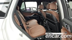 BMW X5 xDrive 40i M Sport 2024 года из Южной Кореи
