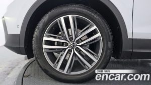 Volkswagen Tiguan 2.0 TDI Prestige 2022 года из Южной Кореи