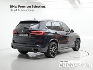 BMW X5 M50i 2023 года из Южной Кореи