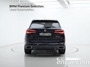 BMW X5 M50i 2023 года из Южной Кореи