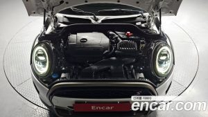 Mini Cooper 5Door RESOLUTE Edition 2023 года из Южной Кореи