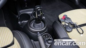 Mini Cooper 5Door RESOLUTE Edition 2023 года из Южной Кореи