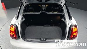 Mini Cooper 5Door RESOLUTE Edition 2023 года из Южной Кореи