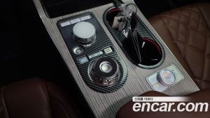 Genesis GV80 2.5T Бензин AWD 2025 года из Южной Кореи