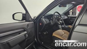 Land Rover Discovery P360 Dynamic HSE 2024 года из Южной Кореи